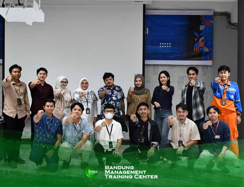 Pelatihan Desain Grafis Menggunakan Canva Tingkatkan Kompetensi Karyawan PT Pupuk Kaltim